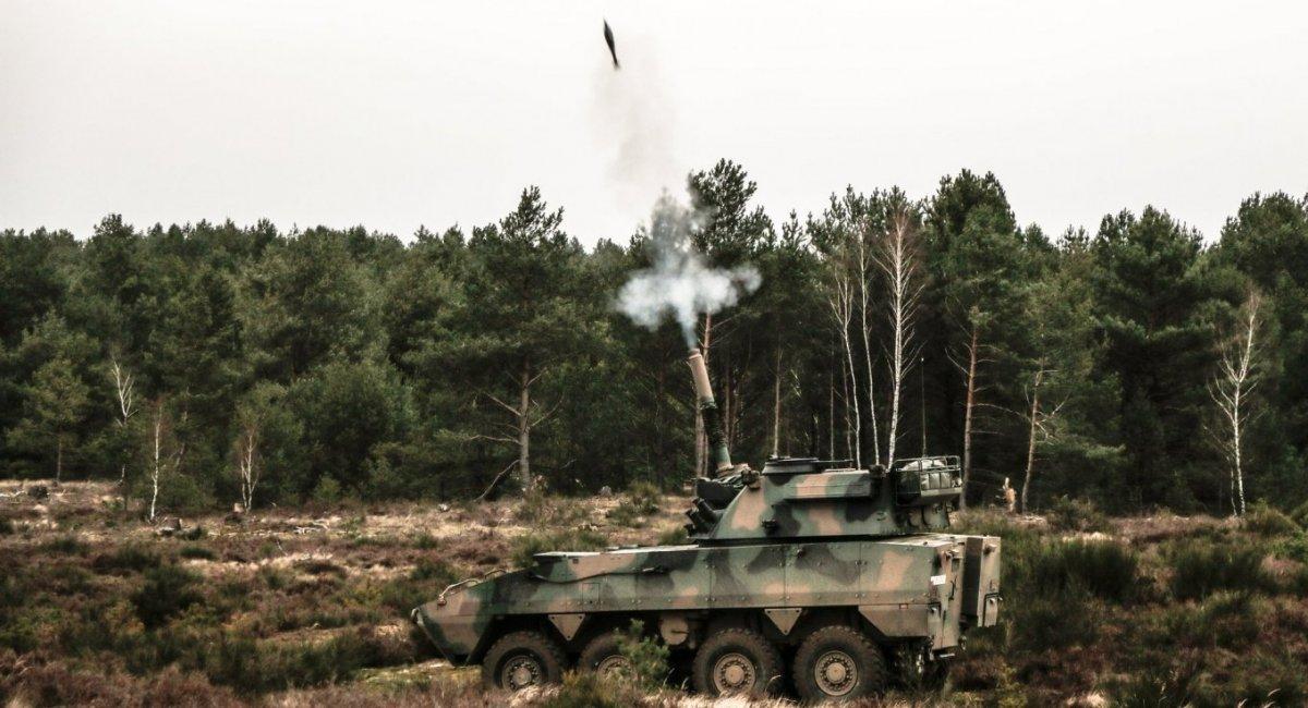 In Poland, a specialized mine has been developed for the Rak mortar, designed for firing at a maximum range of 250 meters.