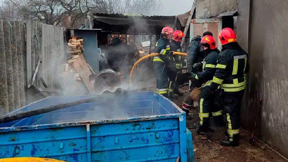 In Dnipropetrovsk region, a man tragically died in a fire at his own apartment.