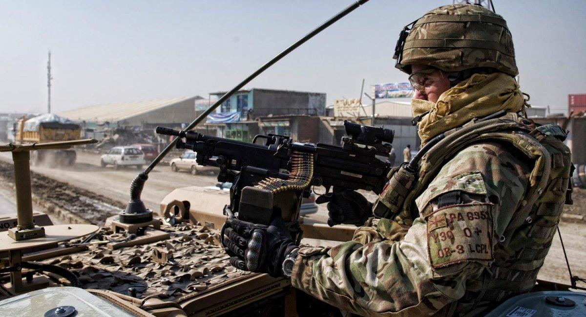 The UK is in search of a new machine gun but will not adopt the 6.8mm caliber like the US.